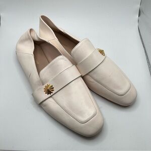 Stuart Weitzman Wylie Star Flats color white slip on Loafers flats size 9 women